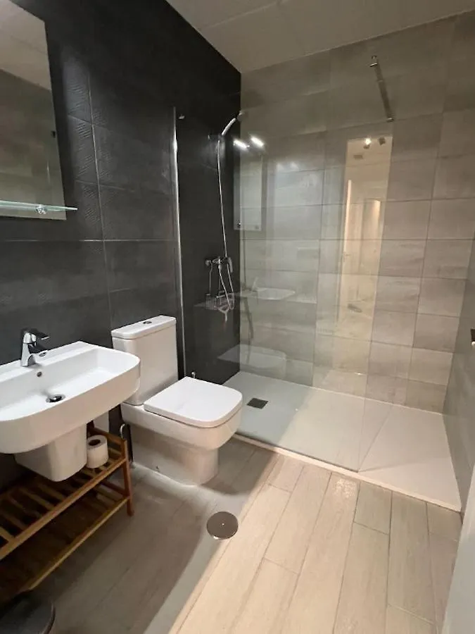Holidays2Malaga Alta Downtown Pool Paddle And Parking New Building Spanje